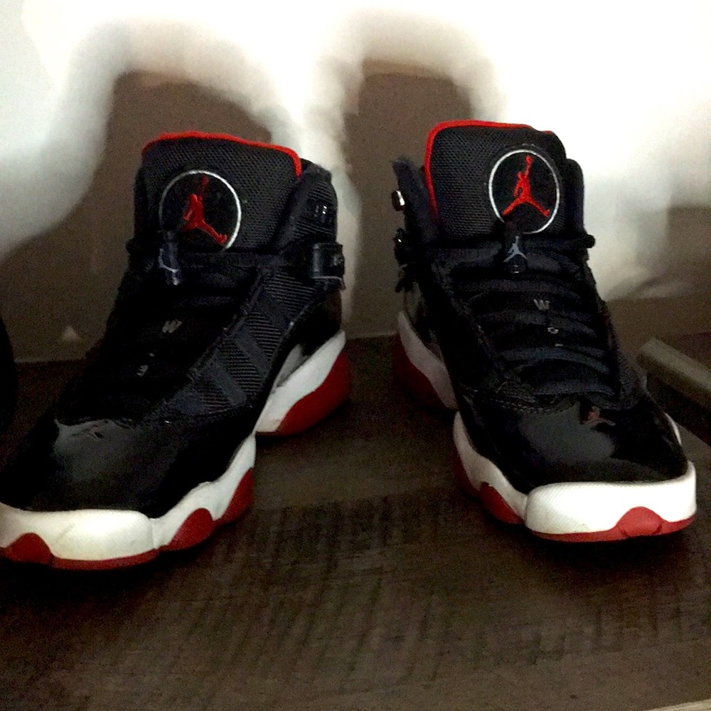 Jordan 6 rings red white and black